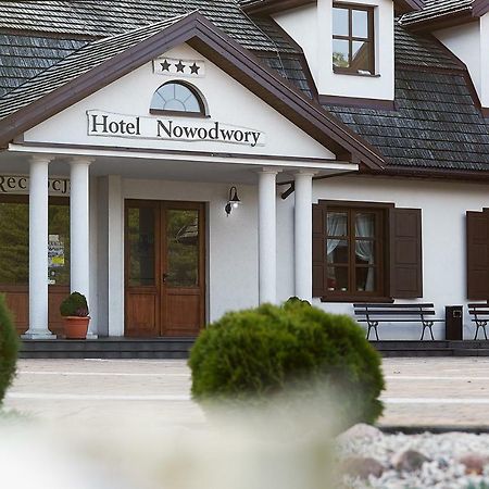 Hotel Nowodwory チェハノビエツ エクステリア 写真