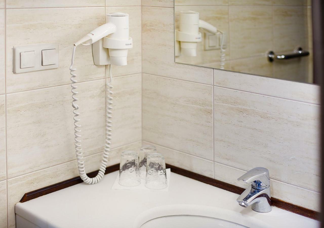 Hotel Nowodwory チェハノビエツ エクステリア 写真