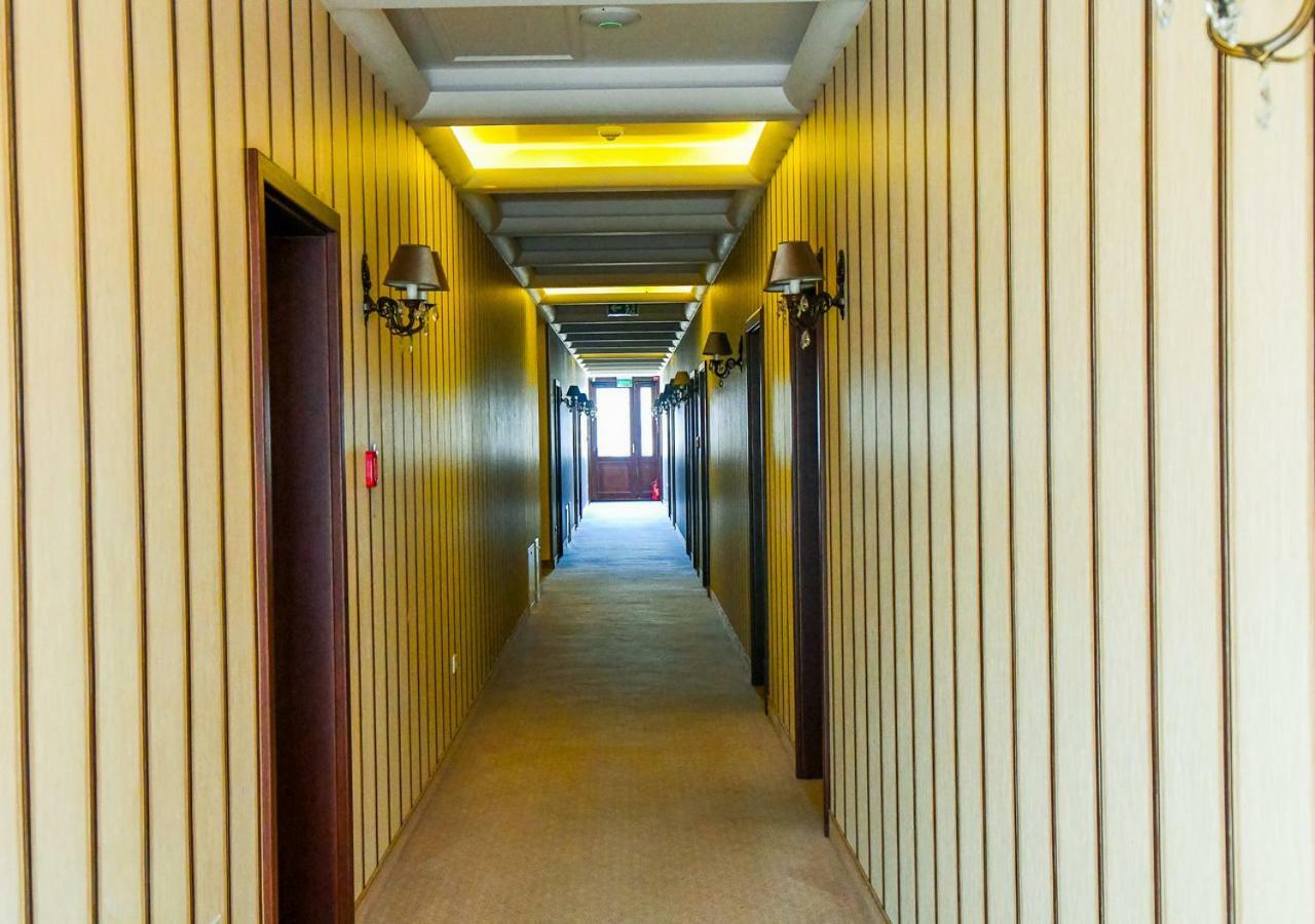 Hotel Nowodwory チェハノビエツ エクステリア 写真